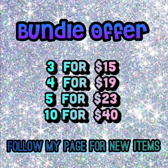 ♡♡3/$15 enamel pin - Picture 3 of 3